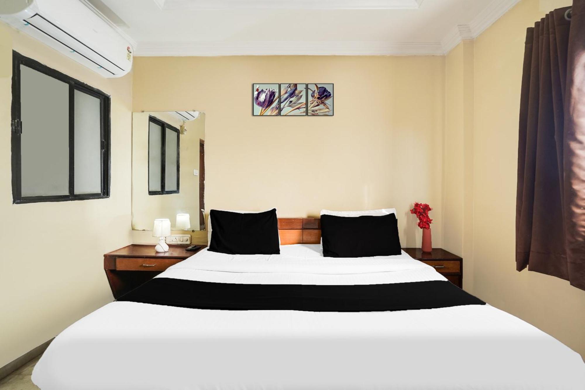 Akolia Super Hotel O Pithampur Formerly Ganga Residency מראה חיצוני תמונה
