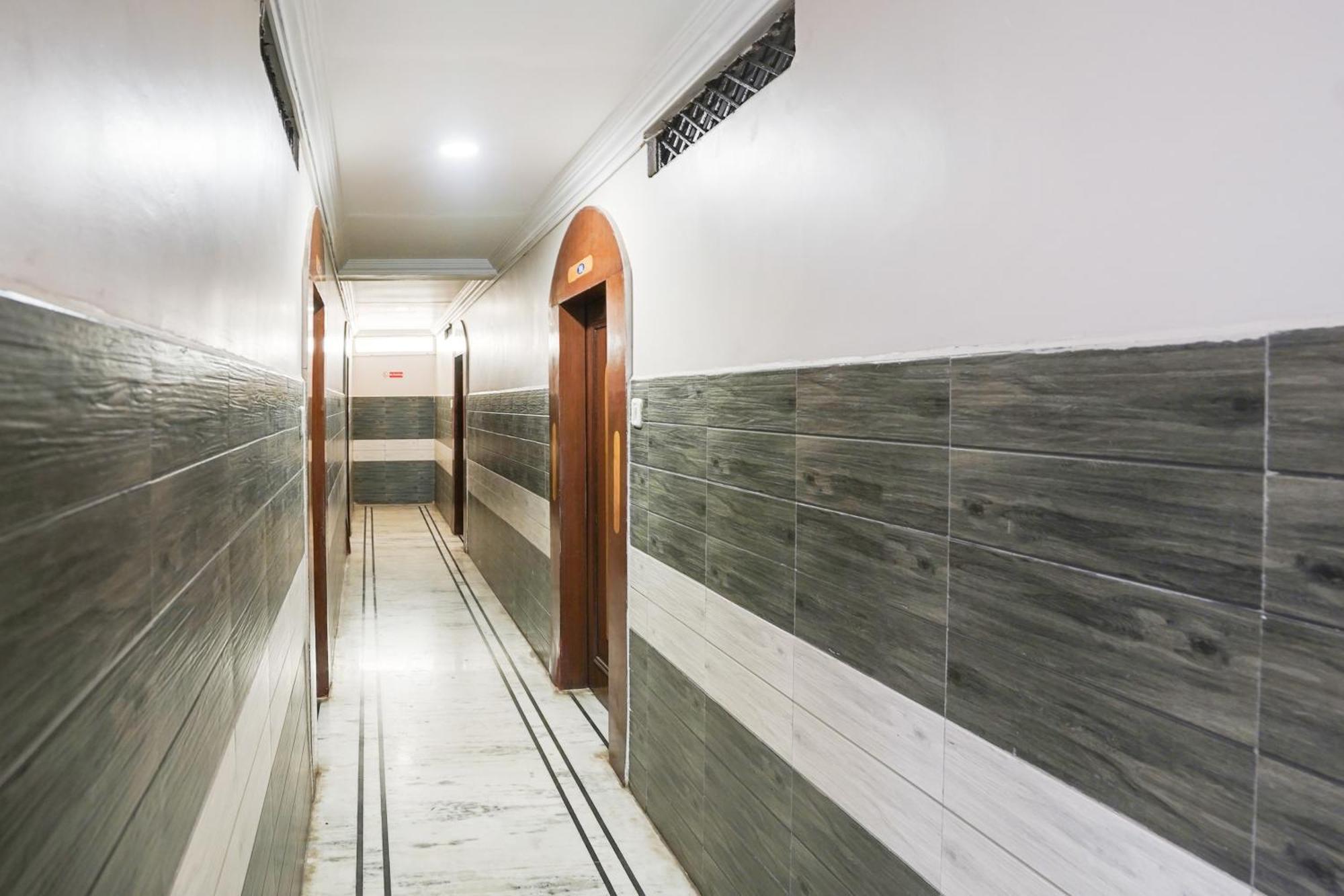 Akolia Super Hotel O Pithampur Formerly Ganga Residency מראה חיצוני תמונה