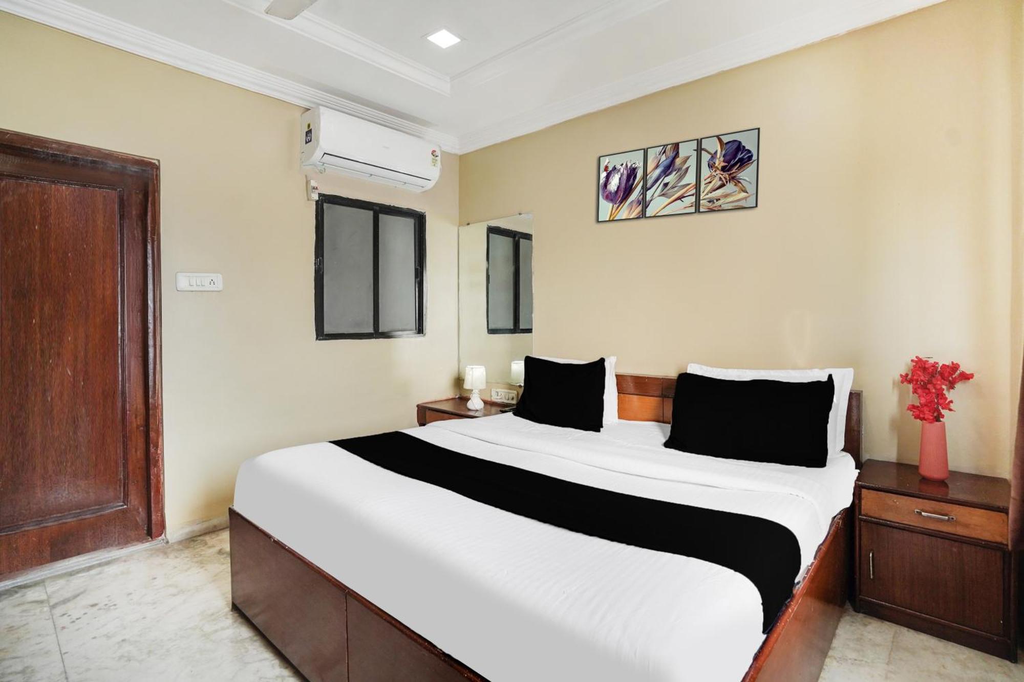Akolia Super Hotel O Pithampur Formerly Ganga Residency מראה חיצוני תמונה