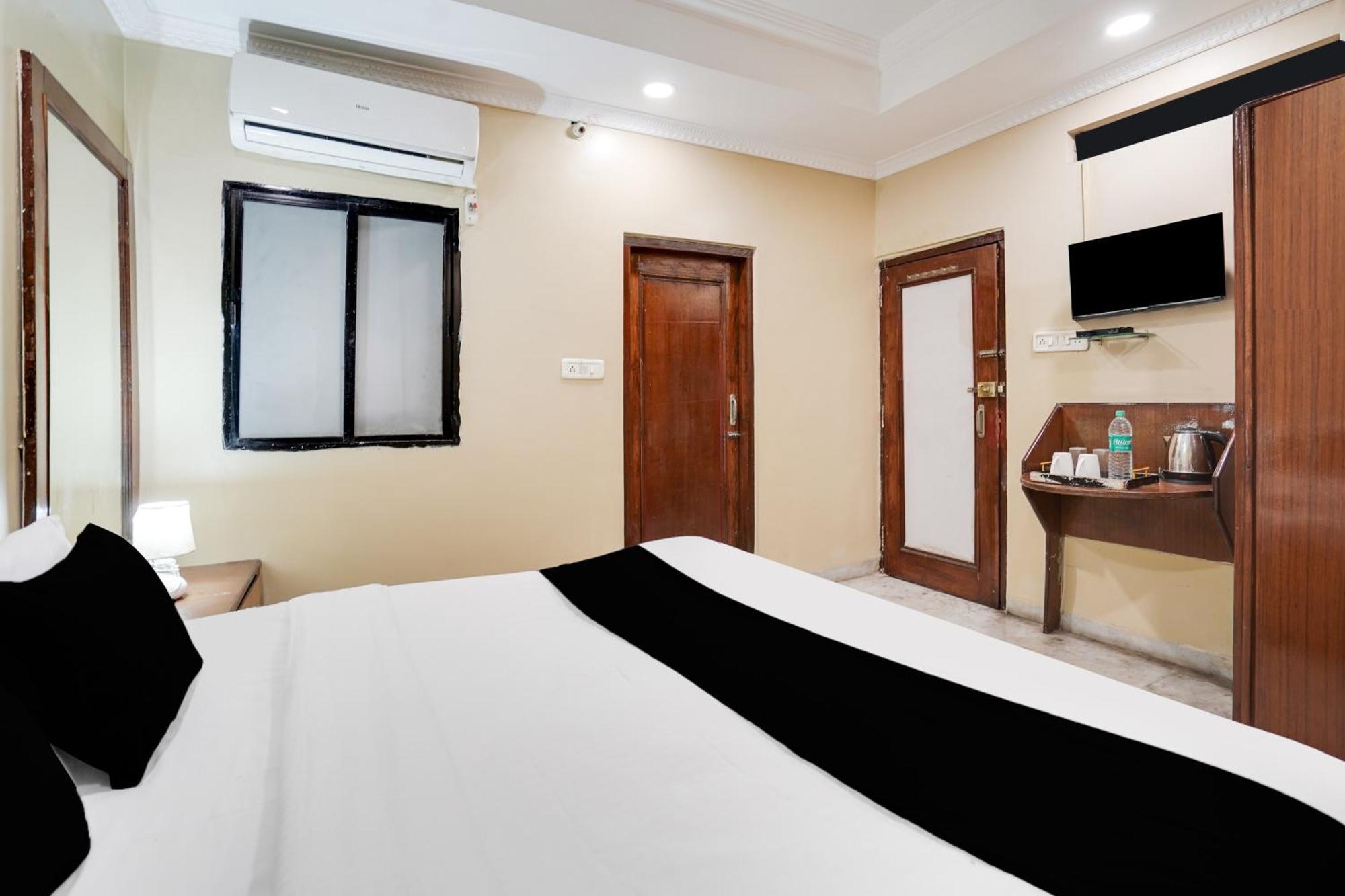 Akolia Super Hotel O Pithampur Formerly Ganga Residency מראה חיצוני תמונה