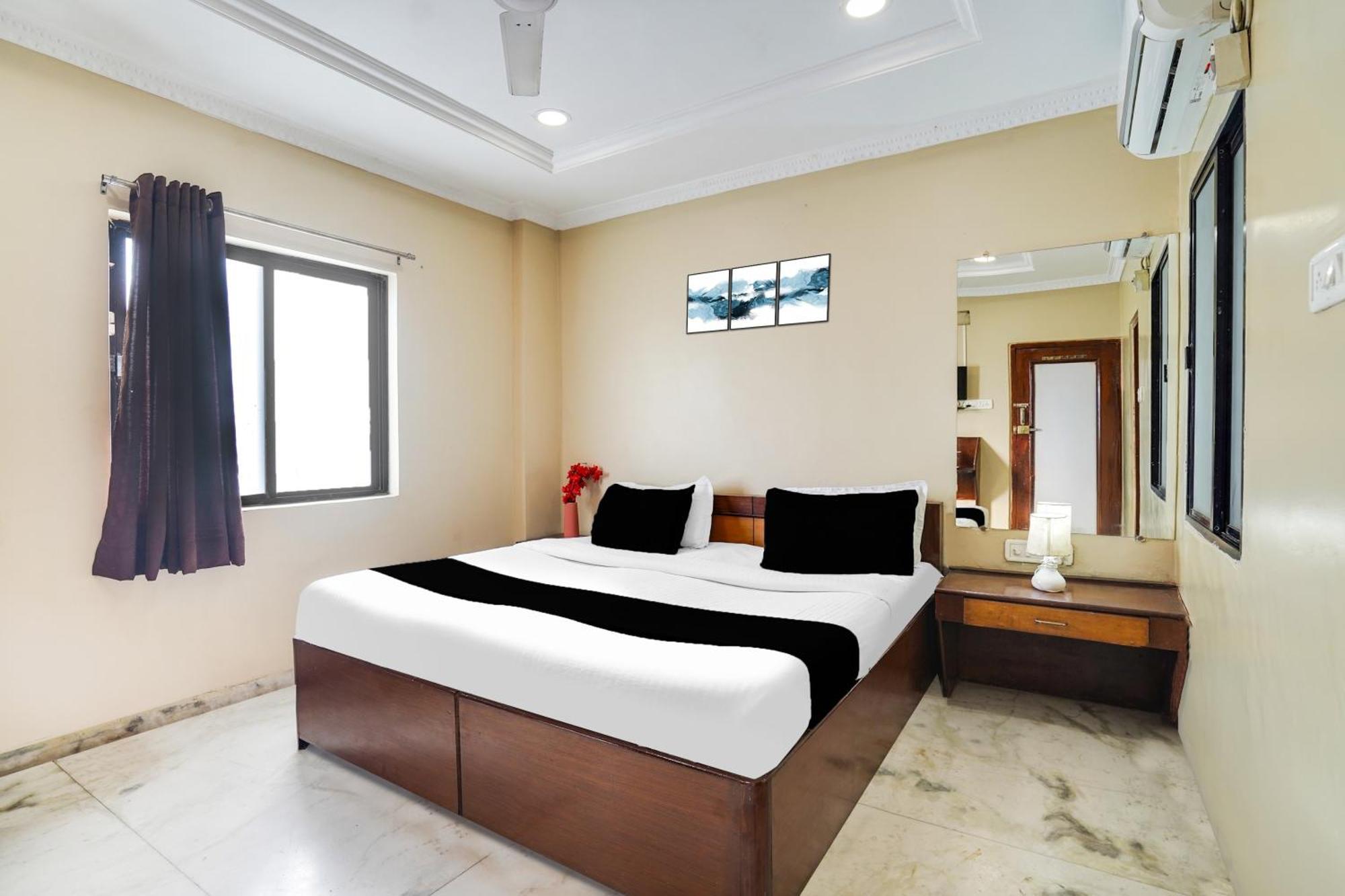 Akolia Super Hotel O Pithampur Formerly Ganga Residency מראה חיצוני תמונה